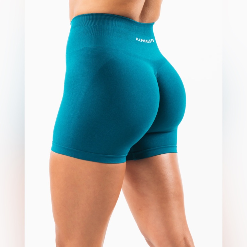 Alphalete Amplify Short 4.5" Women's Seamless Scrunch Short - Galactic Ocean